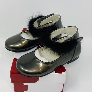 VENETTINI*Silver Patent w/Genuine Fur*US 8;8.5 $79